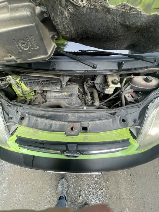 Опель віваро пасажир