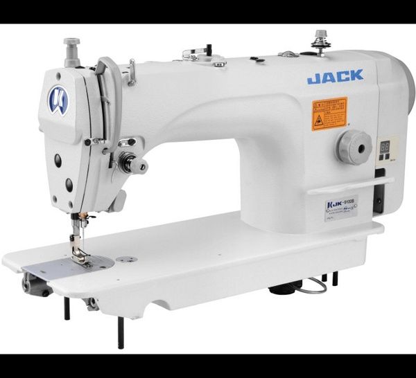 Промислова швейна машина з вбудованим серводвигуном Jack.