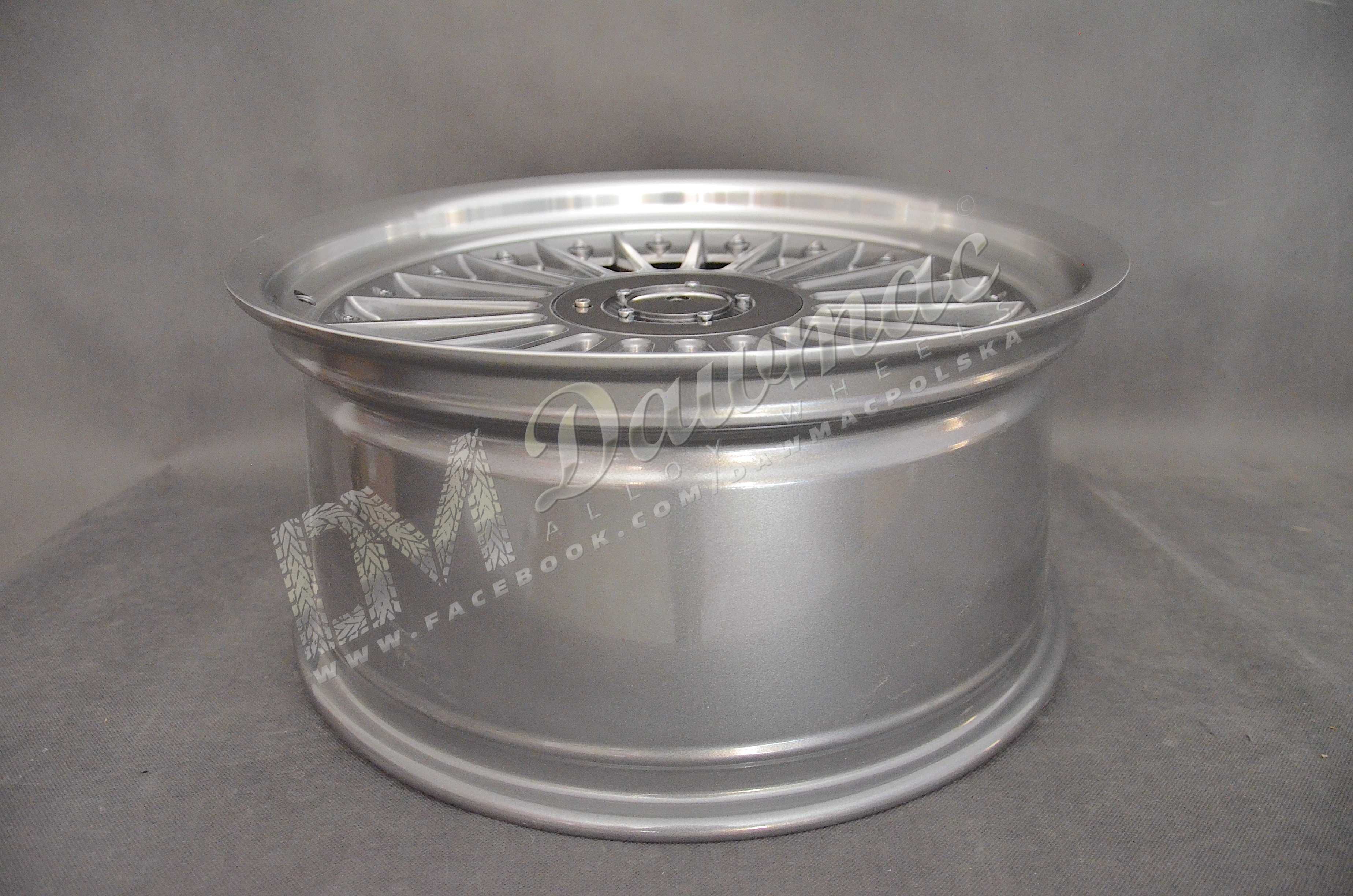 Felgi DMC03 17" 8J ET20 4x100/5x100 Grey Machine Lip + Chrome Rivet