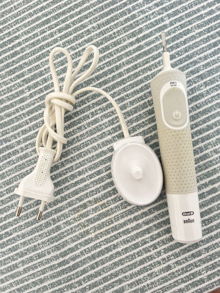 Escova de dentes Oral-B