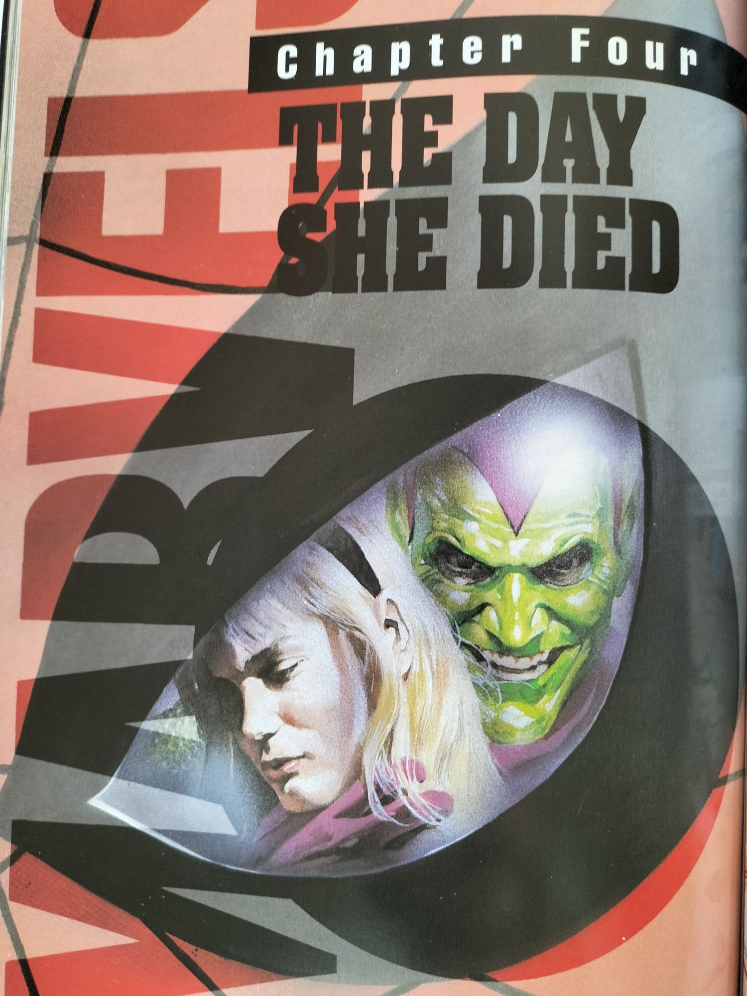 Livro Marvels de Alex Ross e Kurt Busiek