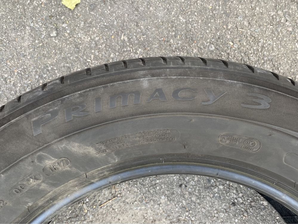 Літня резина шини 215/65R17 MICHELIN