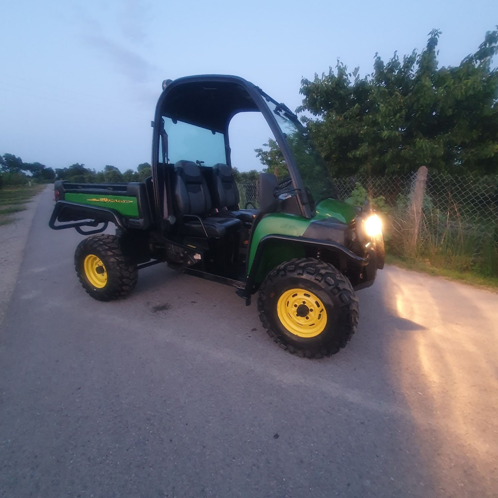 John Deere gator 855d 4x4