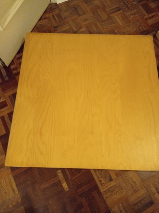 Mesa IKEA cor bétula