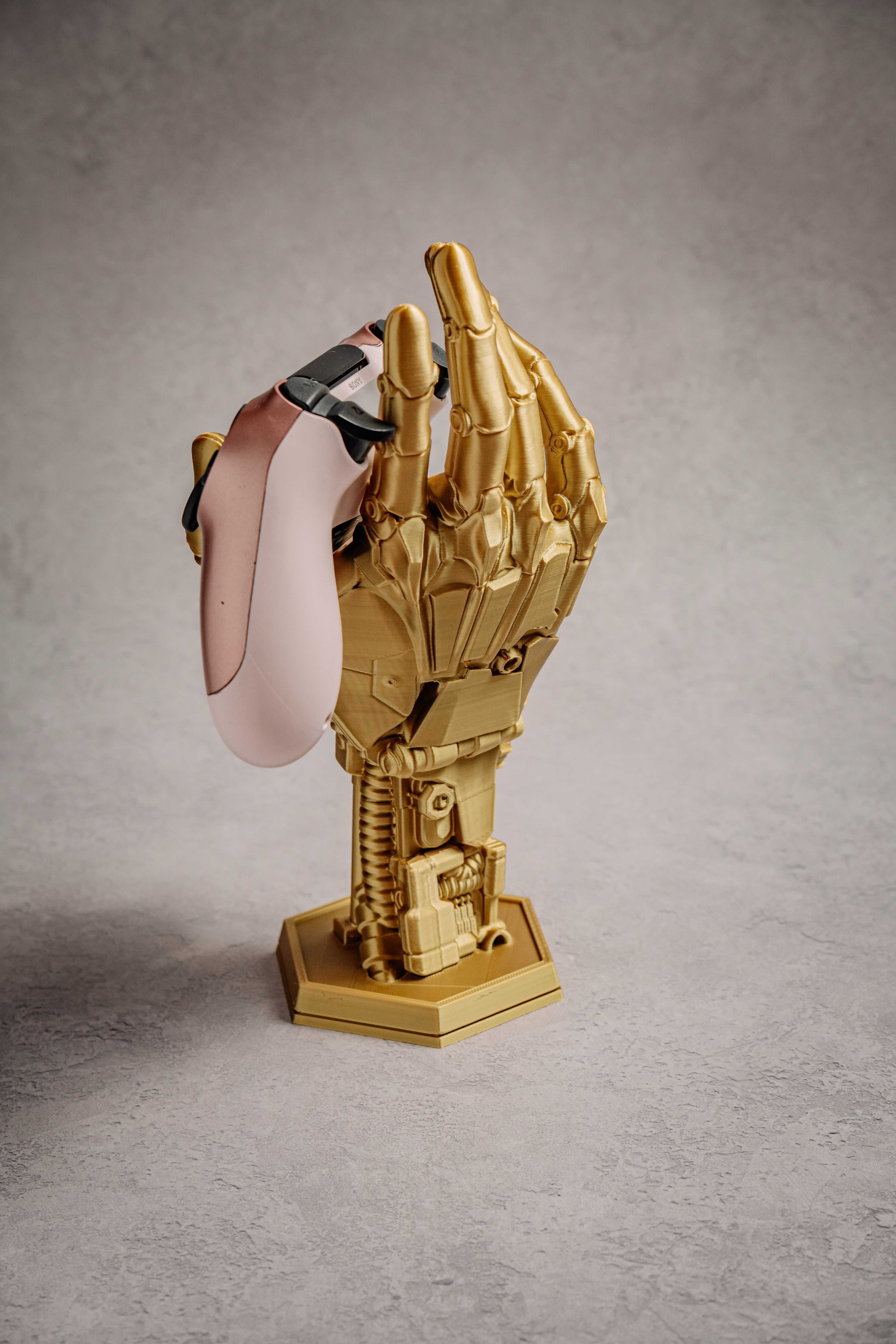Robo-ręka Cyberpunk - Holder na pady - Złoty