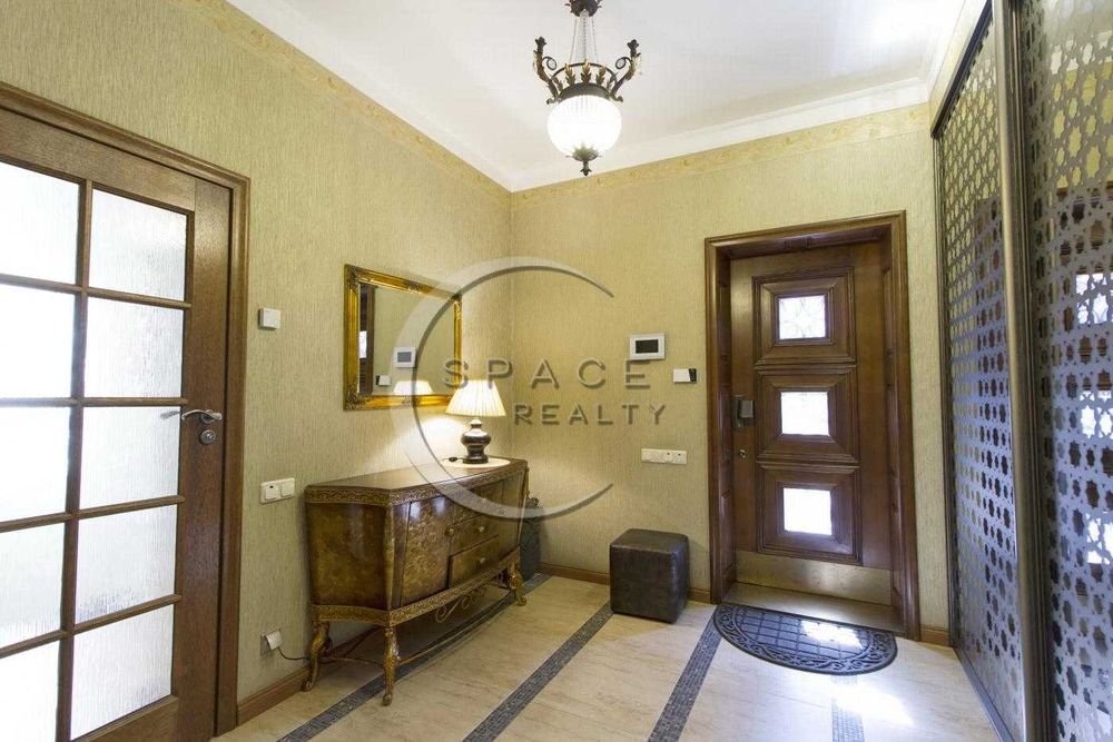 Оренда будинку 400м2 в англійському стилі з укриттям с.Романків