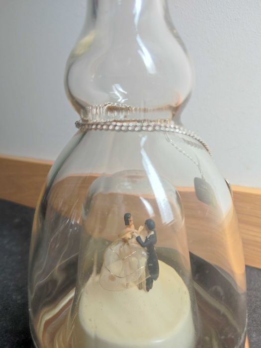 Garrafa musical vintage Antiguidade