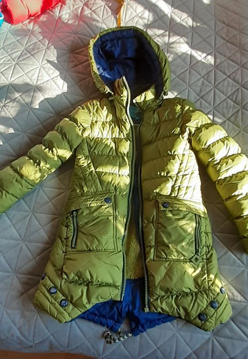 Bardzo ciepła zielona kurtka 140 dla dziewczynki
