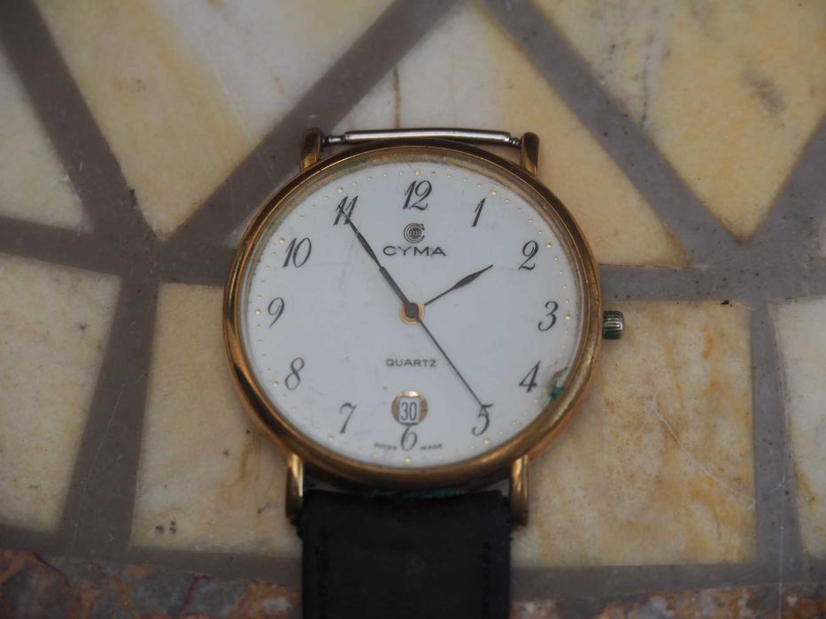 Szwajcarski zegarek kwarcowy męski CYMA
