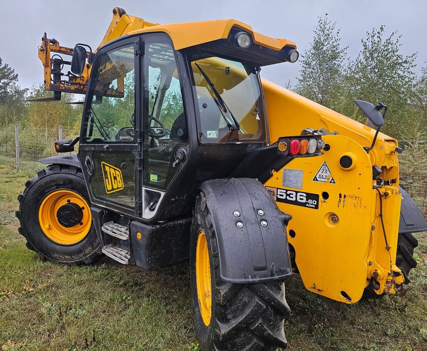 Ładowarka teleskopowa JCB 536-60 Klima 2008r widły (Manitou)