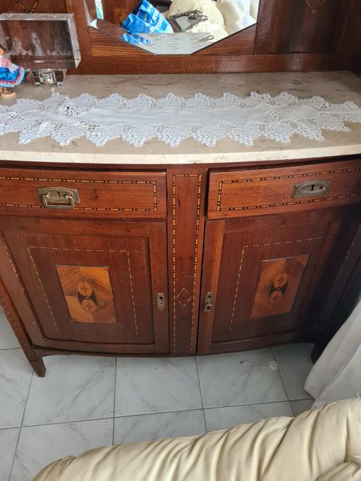 Movel estilo arte nova