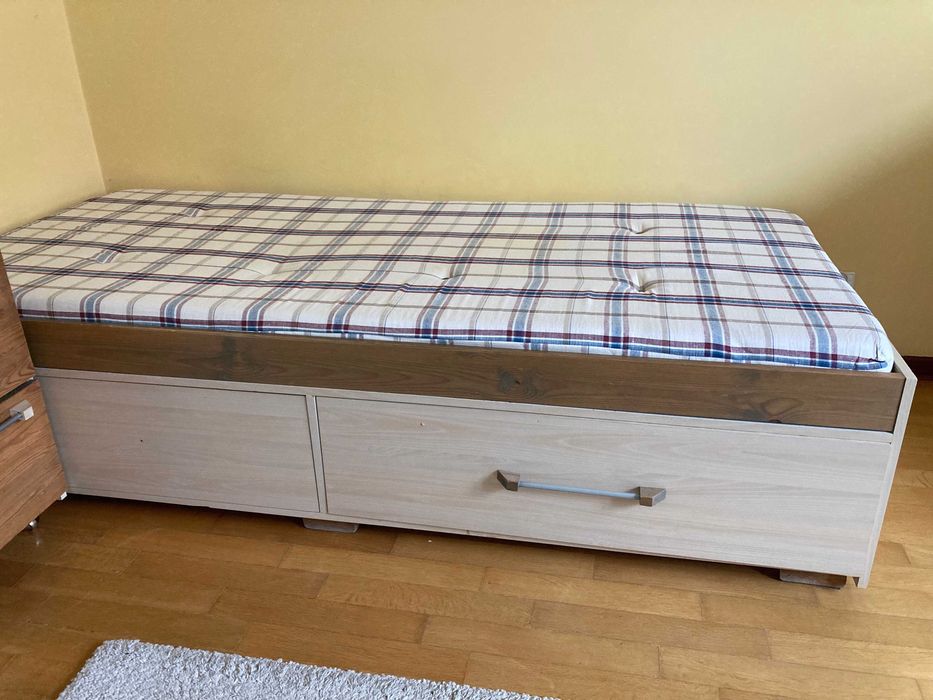 Zestaw mebli młodzieżowych VOX