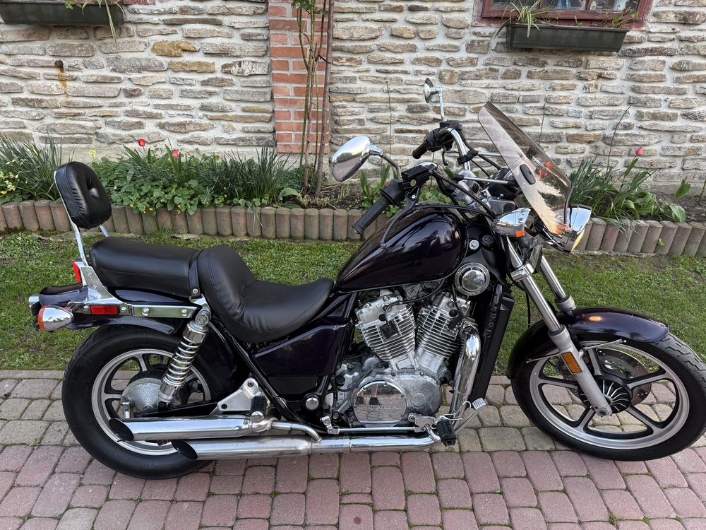 Honda Shadow VT 700 Twin