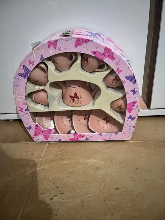 Servico de cha de brincar