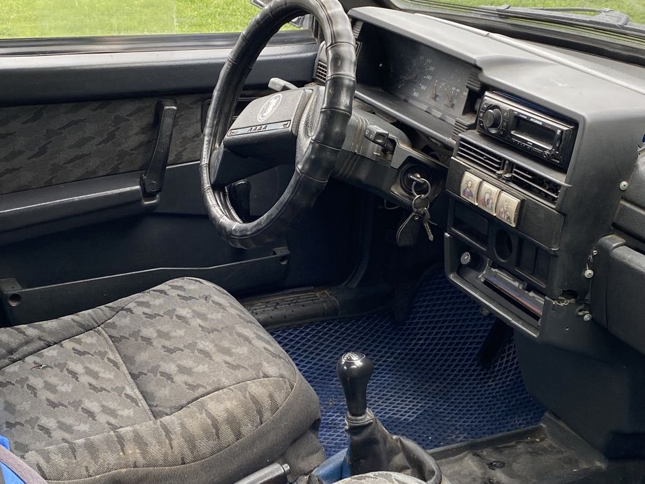 Продам ВАЗ 2109 2002 рік 1.5 бензин на бойовому ходу