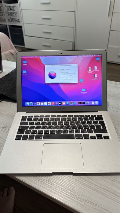 MacBook Air 13 (13 inch, Mid 2017)/I5/8Gb/SSD 128