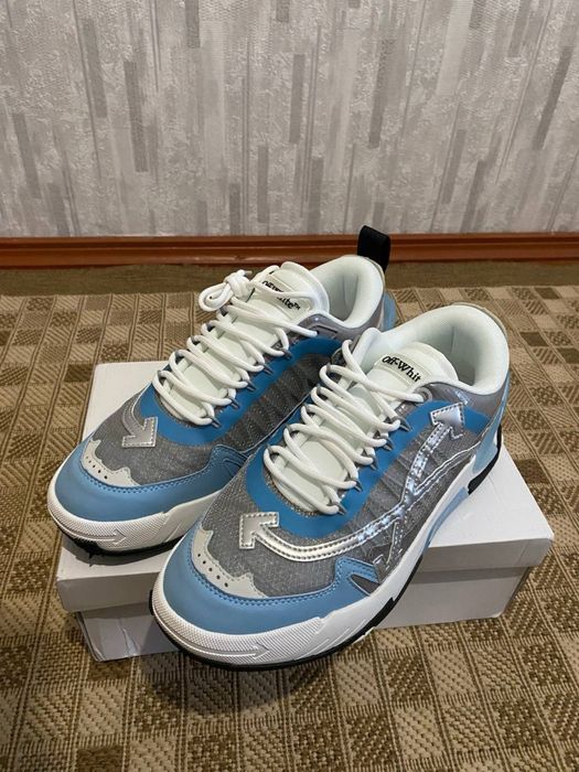 Off-white odsy-2000
