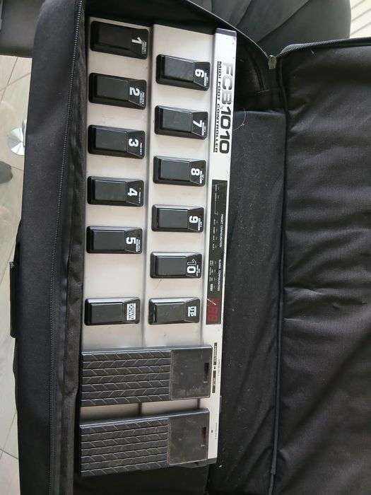 Fractal Axe Fx 2 mark II, wraz ze sterownikiem midi.