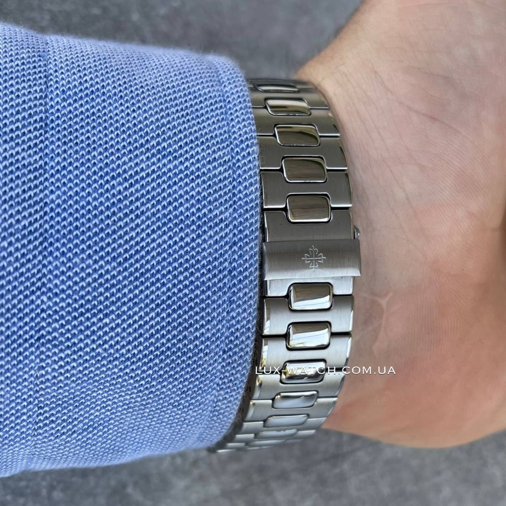 Часы Patek Philippe Nautilus