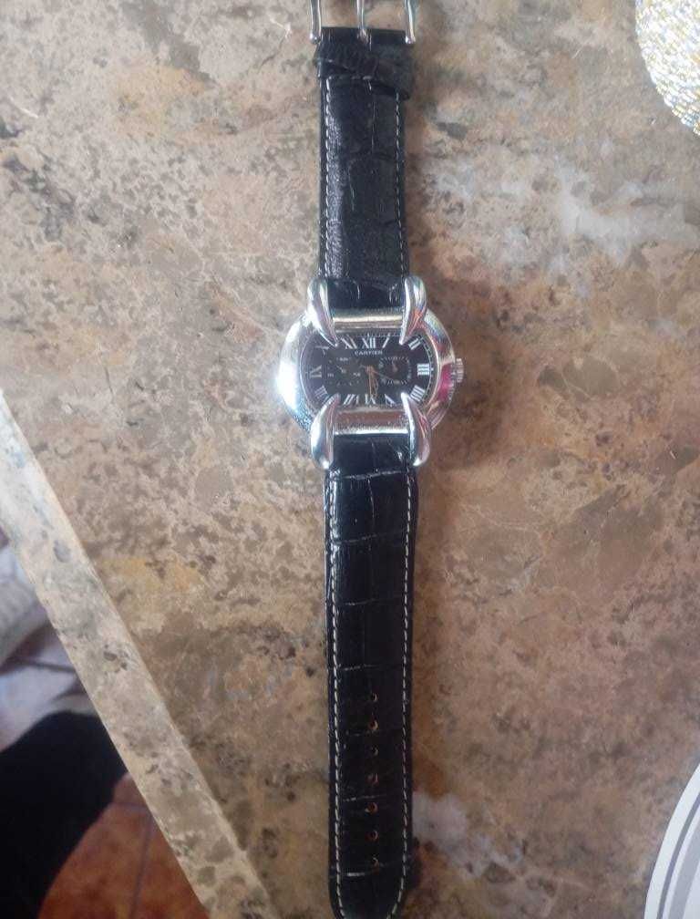 à venda:
relógio Cartier Swiss Twenty Five 25 jewels.