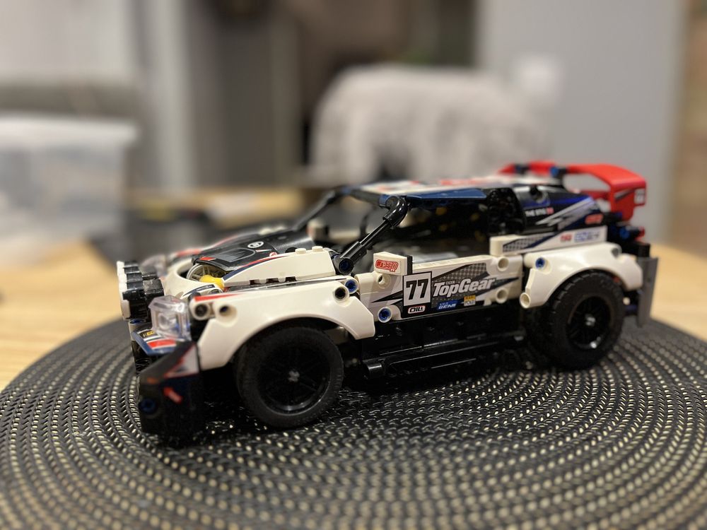 LEGO Technic Auto Wyścigowe Top Gear 42109