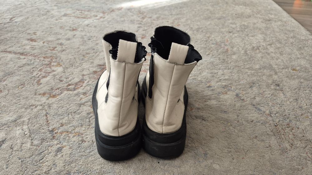 Botki sztyblety beżowe r. 36