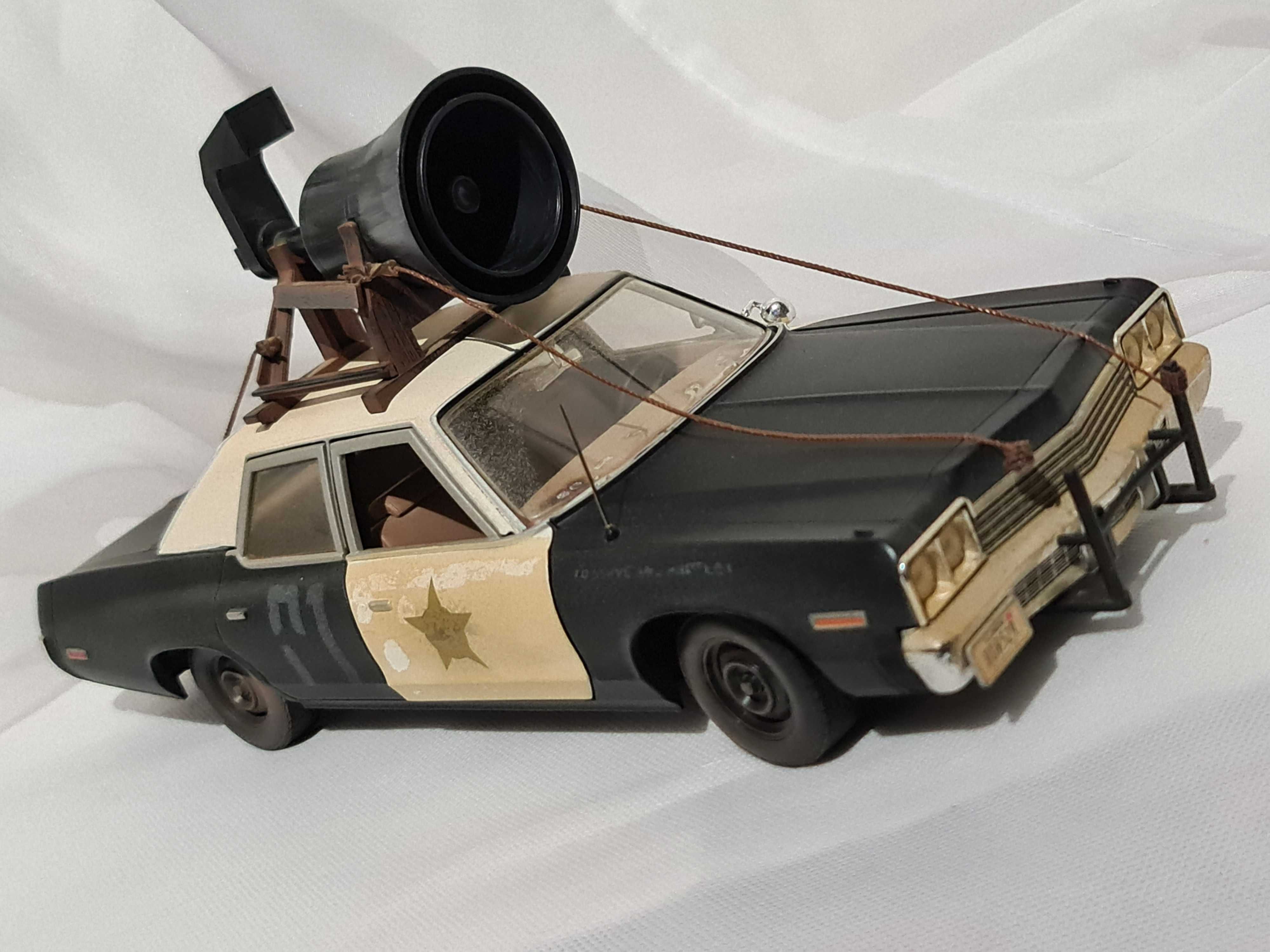 JoyRide/ERTL 1:18 Dodge Monaco Blues Brothers