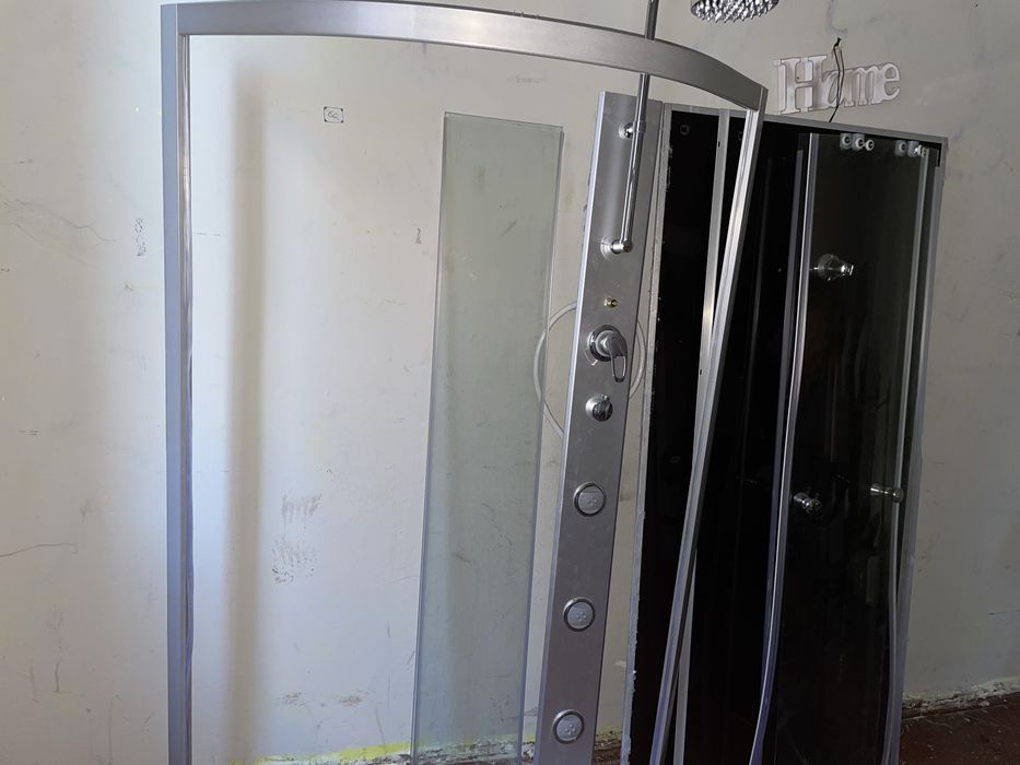 Dzien dobry, sprzedam kabine nowa rozlozona