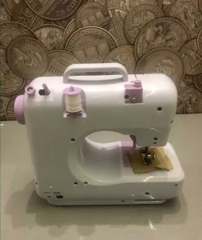 швейна машина з оверлоком Lil Sew Sew FHSM-505