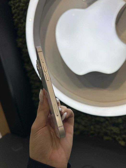 Apple iPhone 14 128Gb Starlight