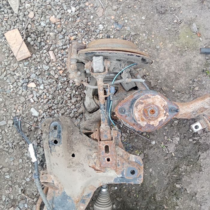 Амортизаторы Хонда срв 4 2013-2015