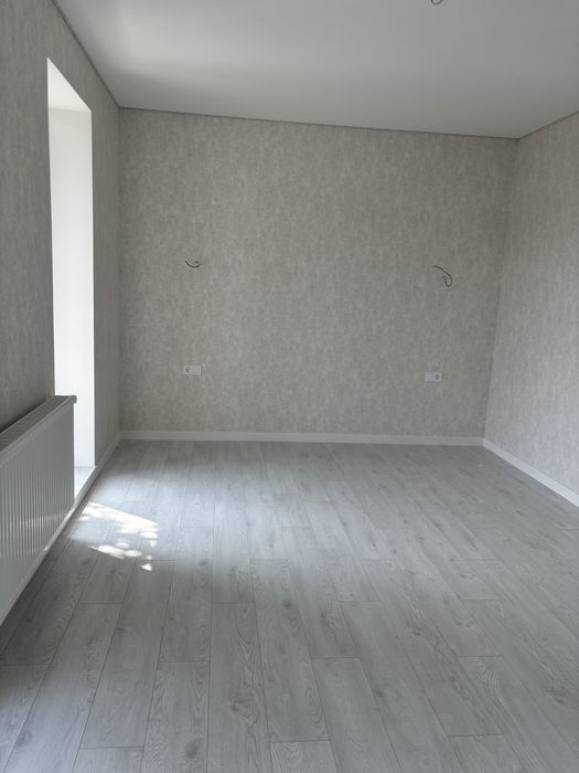 Сучасний квадродуплекс з ремонтом та централізованими комунікаціями