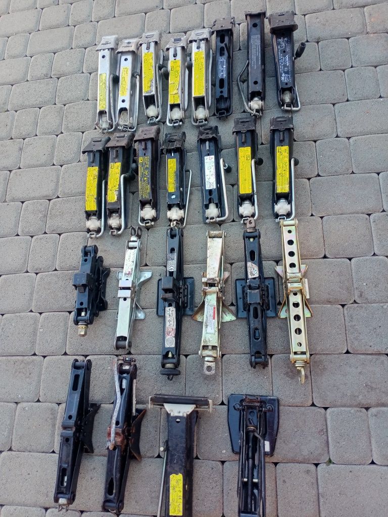 Домкрат механічний оригінальні