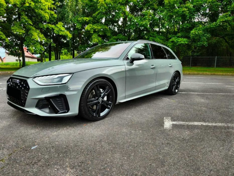 Audi A4      2021