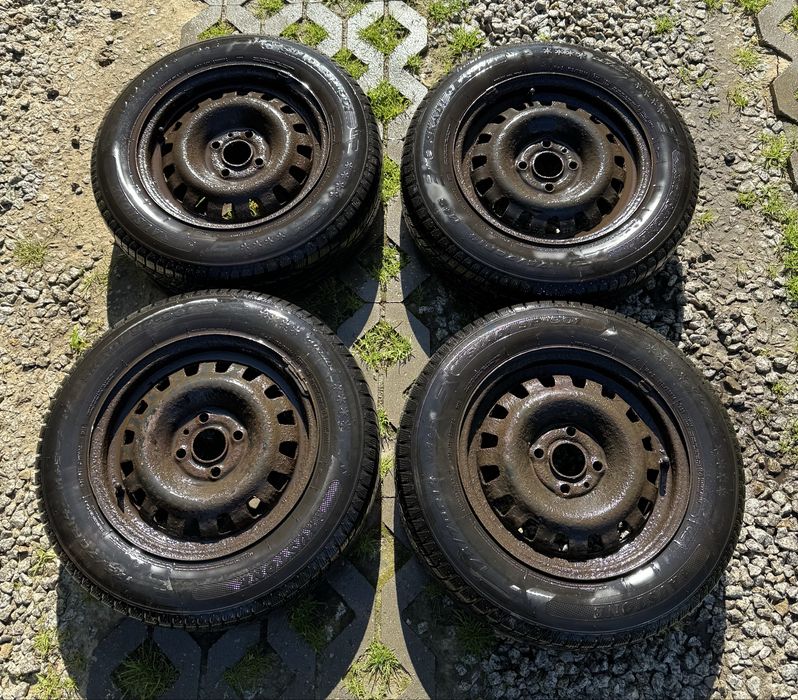 Felgi 4x100 185/65/14 opony zima 23rok Opel Corsa Astra Renault Hyunda