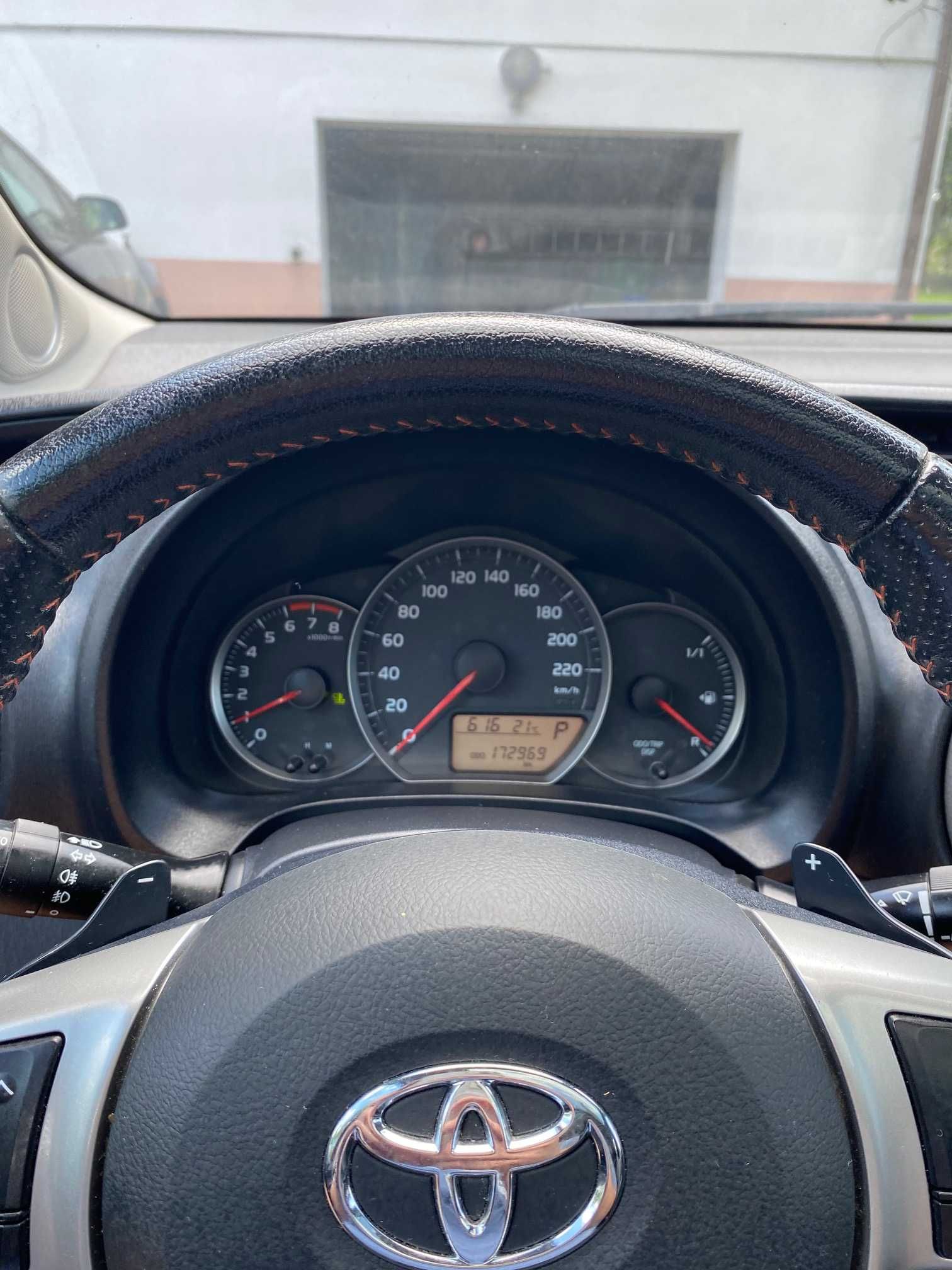 Toyota Yaris 2012 1.33 Executive, AUTOMAT, Skóry, Panorama,