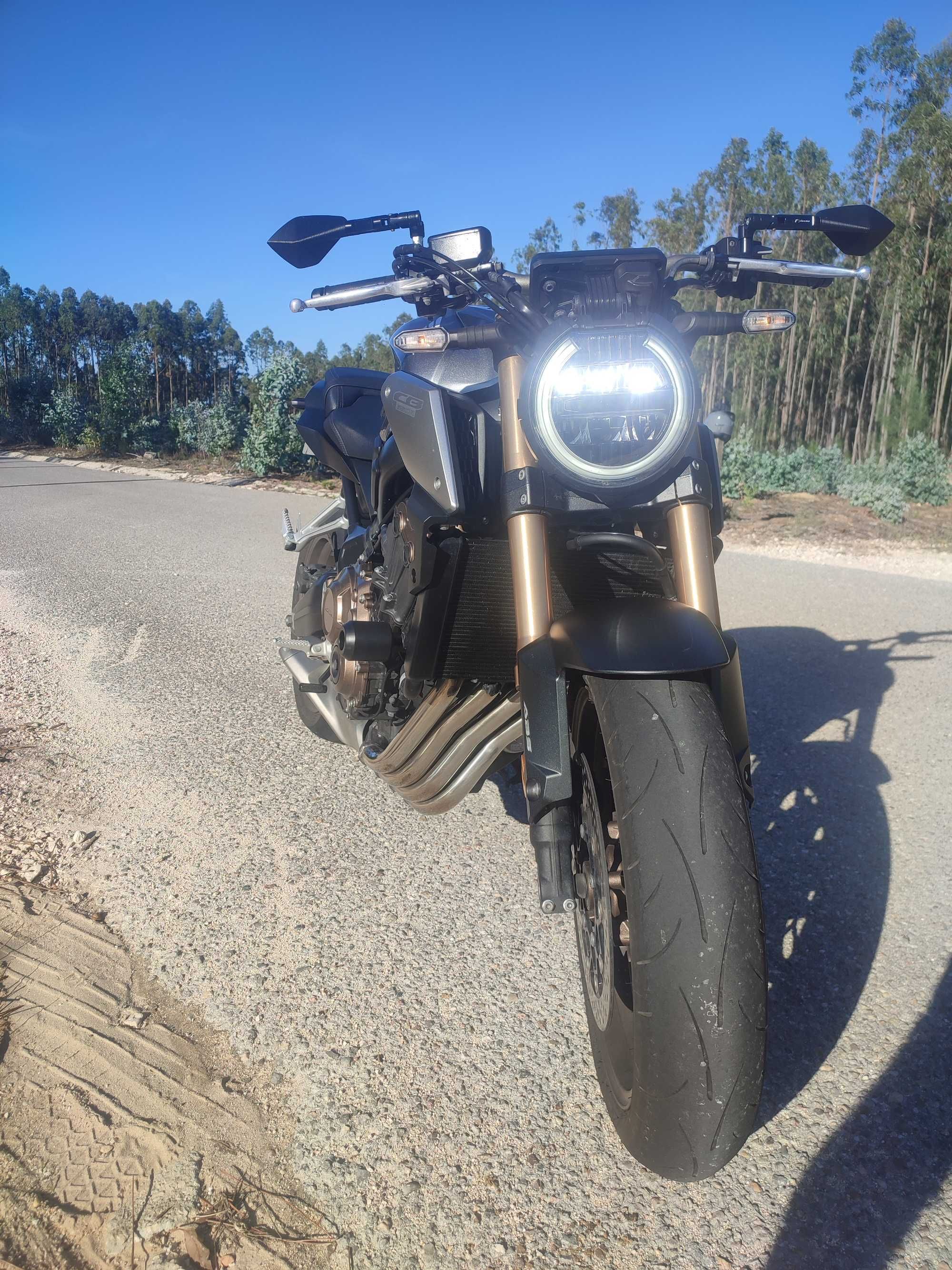 Honda cb650r 2022