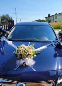 Ozdoba ślubna na samochód