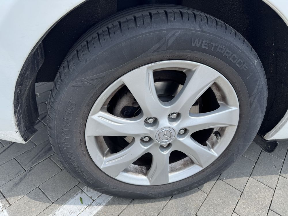 Mazda 3 1.6 автомат Официал/Идеал