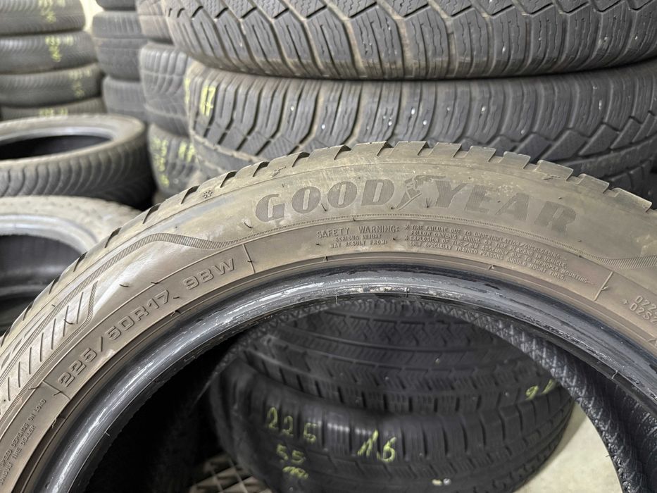 1x Opona 225/50R17 98W GOODYEAR VECTOR 4SEASONS 6,07mm 22r