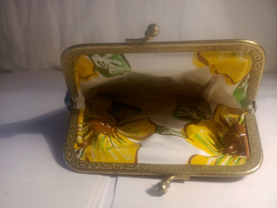 Puderniczka i kosmetyczka PRL