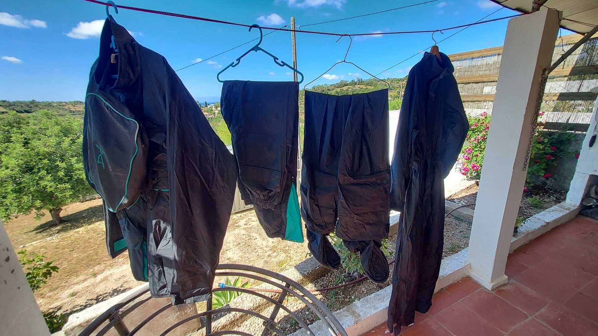 Diversos equipamentos para motociclos