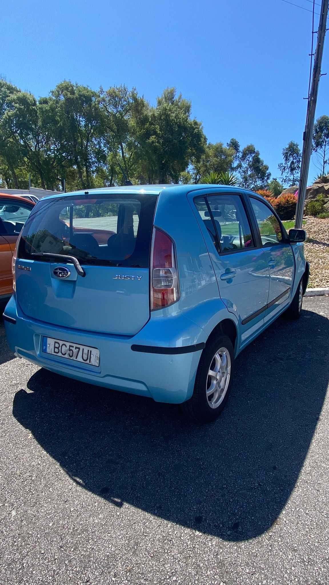Subaru Justy à venda – Ótima oportunidade!