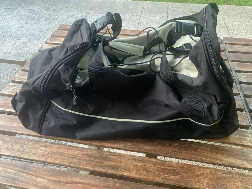 Saco de viagem com rodas ( novo )