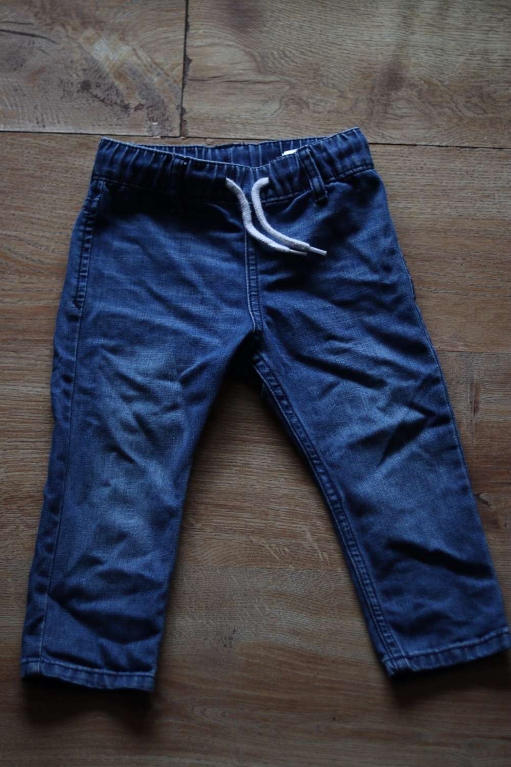 Spodnie jeansy chłopięce 92/98 zestaw 5zł sztuka