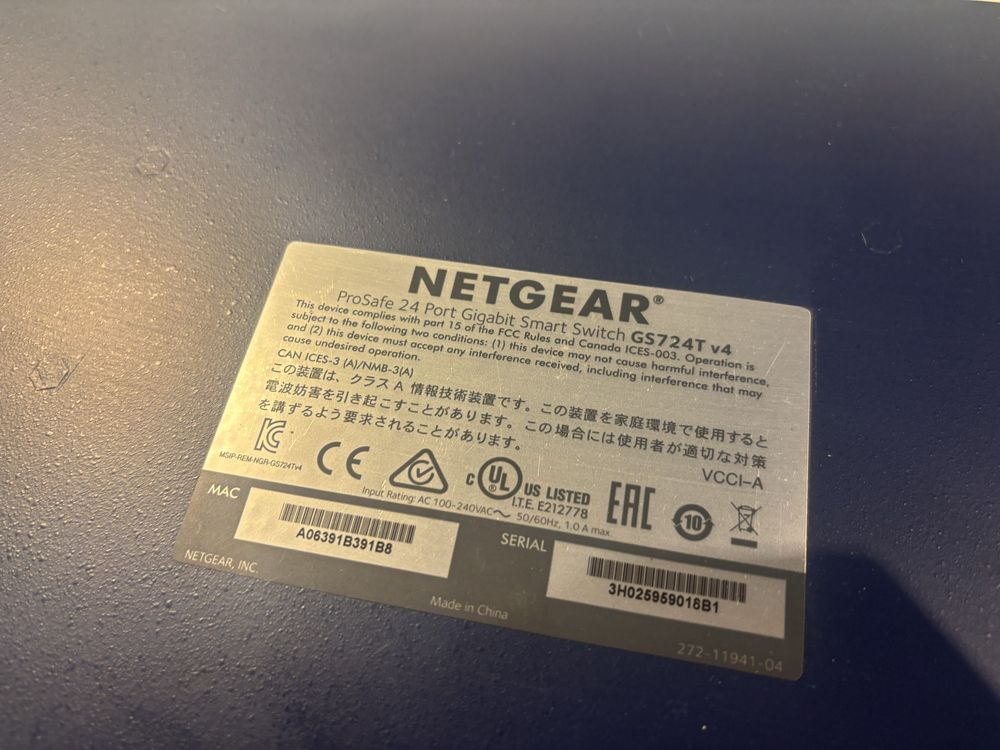 Switch NETGEAR GS724T, 24 Port Gigabit Smart Switch