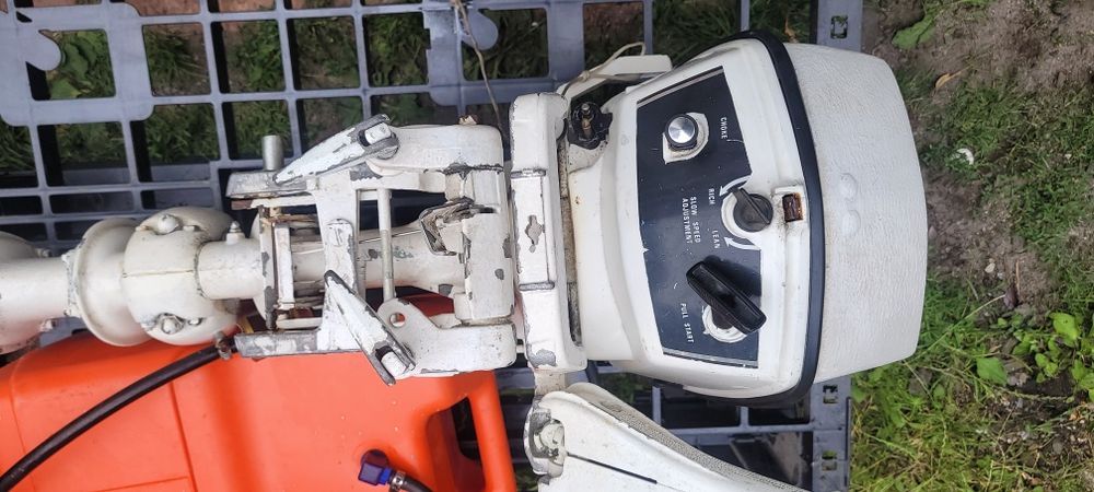 Niezawodny Silnik zaburtowy 4.5kw ze zbiornikiem