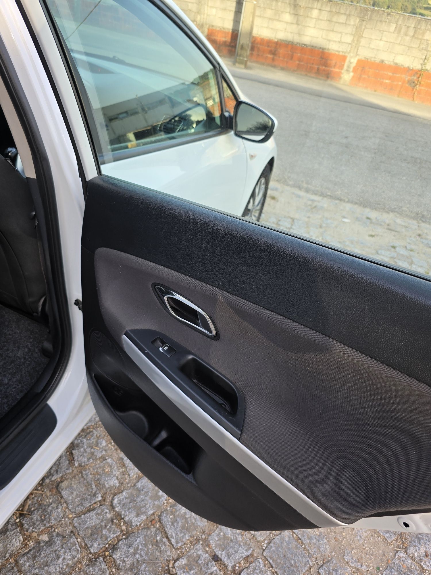 Kia Ceed 1.4 CRDI 90cv