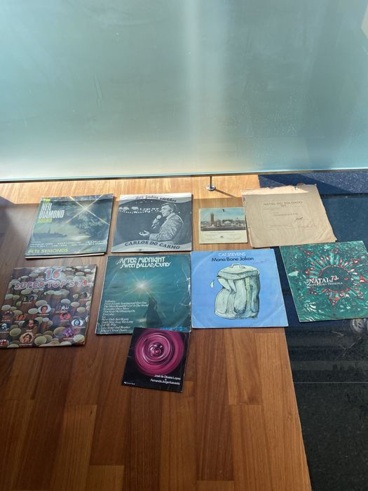 Vendo CDs antigos em bom estado de conservaçao