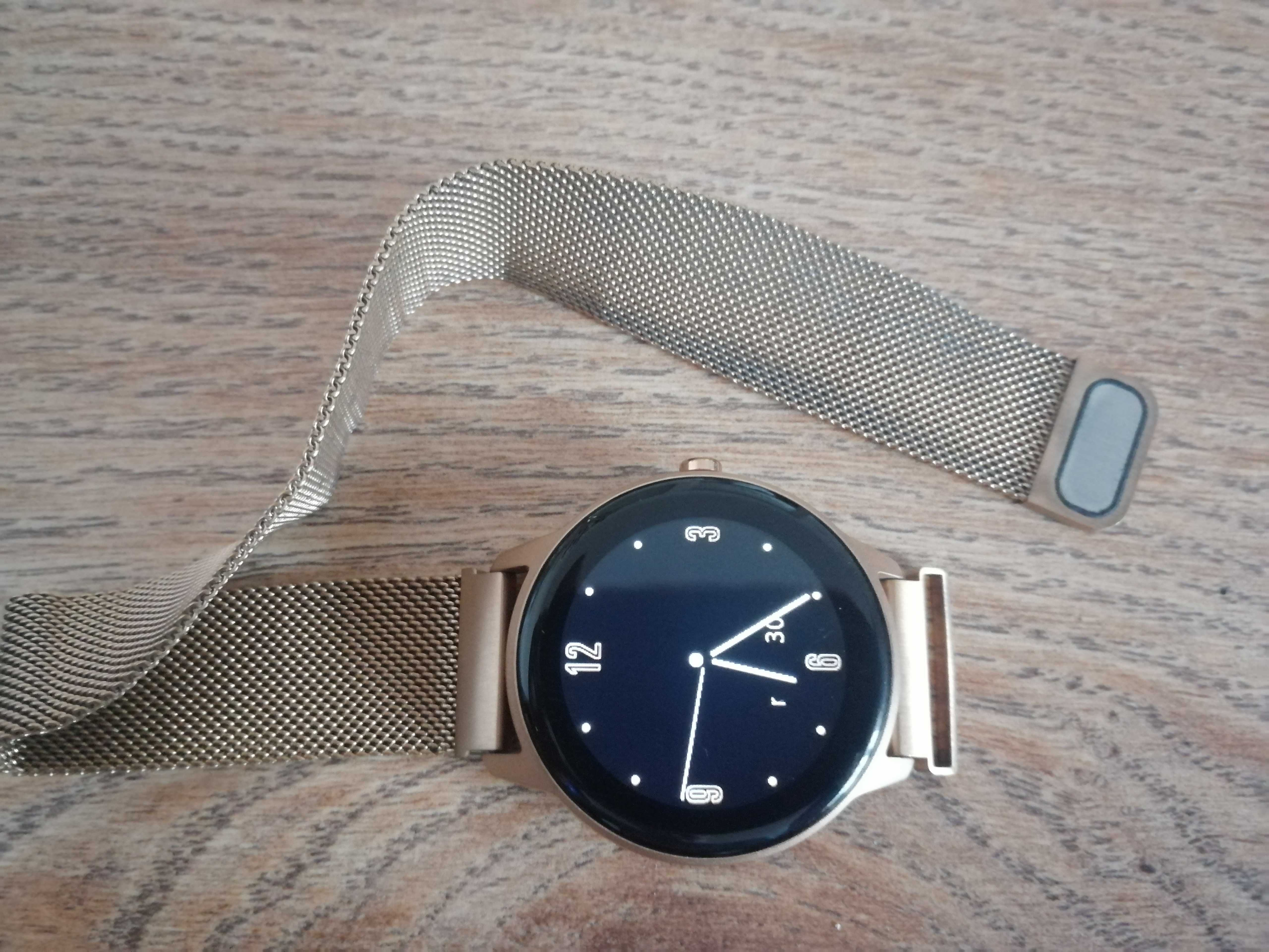 Smartwatch różowe złoto